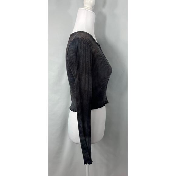 Honey Punch Tie Dye Cropped Knit Sweater
725 - Picture 5 of 8